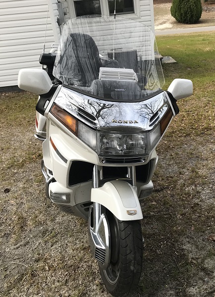 1997 Honda Gold Wing SEI for sale. Good condition. 40,000 miles. Luggage rack on trunk.